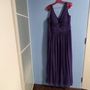 COPY - Sutton Chiffon V-Neck A-Line Princess Dress Plum  Siza 20